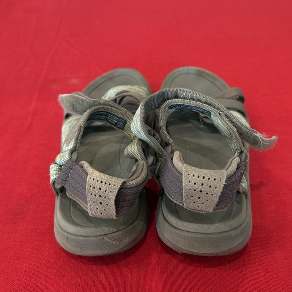 Gray and Green Strappy Sandals - Picture 3 of 4